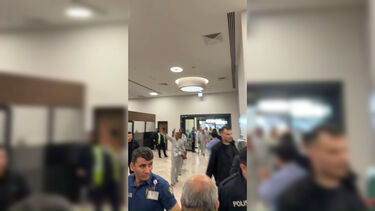 Imagens mostram chegada dos ativistas da flotilha a aeroporto de Istambul