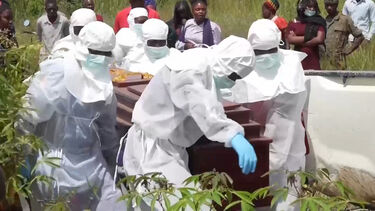 Congo reforça segurança em funerais de vítimas de Ébola