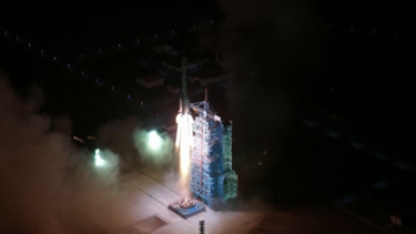 China lança com sucesso missão Shenzhou-23 com três astronautas para a estação espacial Tiangong
