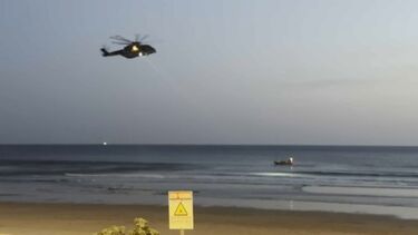 Jovem de 24 anos morre após ser puxado pela corrente quando estava no mar com a namorada na Costa da Caparica