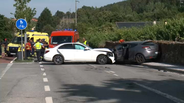 Nove feridos em colisão entre dois carros em Moimenta da Beira