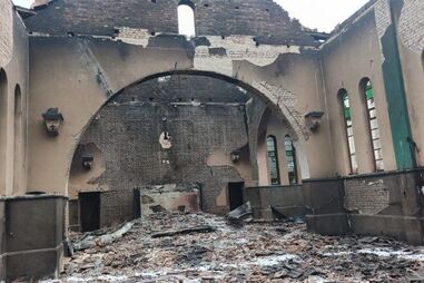 Igreja em Cabo Delgado destruída após ataque