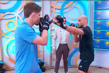 Lutadores de MMA Zé Machado e Alex Rita mostram que "desporto não é só futebol"