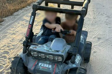 Crianças em Alcácer brincaram com os brinquedos dos filhos de Alexandre