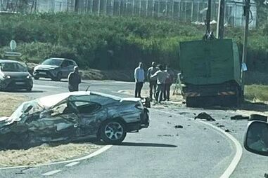 Jovem morre em colisão entre camião e carro em Torres Vedras