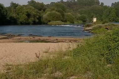 Jovem em apuros no rio Cávado em Barcelos salvo por segundo comandante dos bombeiros