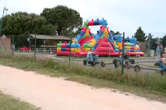Insuflável 'voa' e fere duas crianças em Loures
