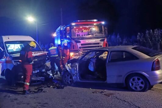 Idosa de 87 anos que seguia de ambulância para lar morre em colisão em Famalicão