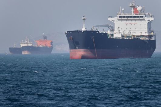 EUA lançaram operação para escoltar navios na travessia de Ormuz