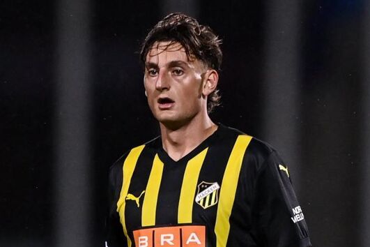 Andersen é o quarto reforço já anunciado pelo Sporting para a nova temporada, juntando-se aos também médios Rodrigo Zalazar (ex-Sporting de Braga), Pedro Lima (ex-AVS) e Issa Doumbia (ex-Veneza)