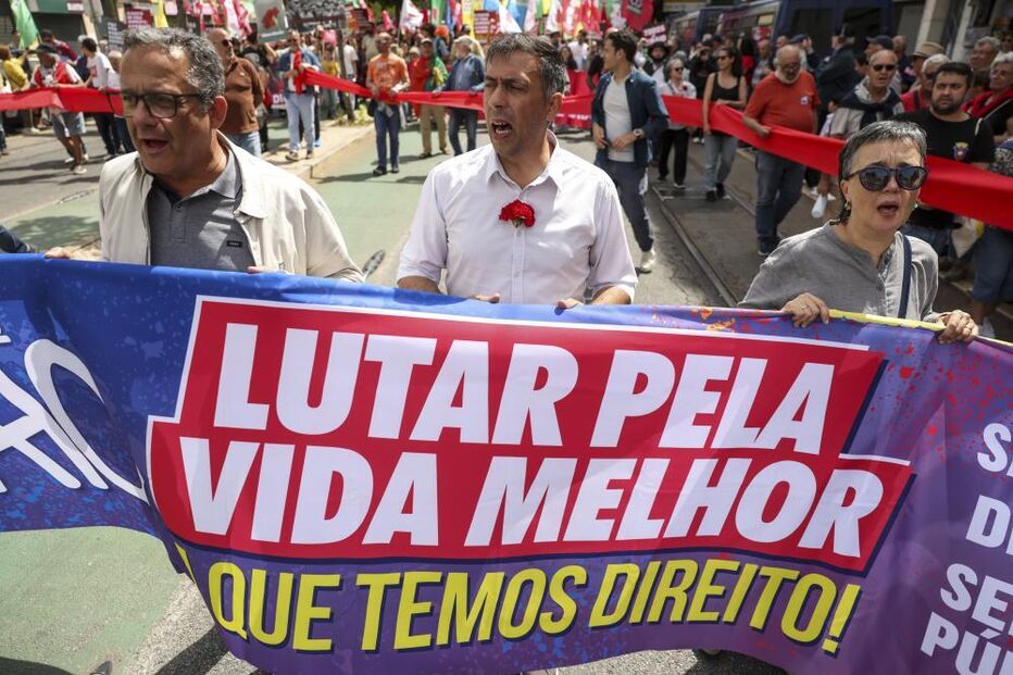 Milhares assinalam Dia do Trabalhador em Lisboa em luta contra pacote laboral 