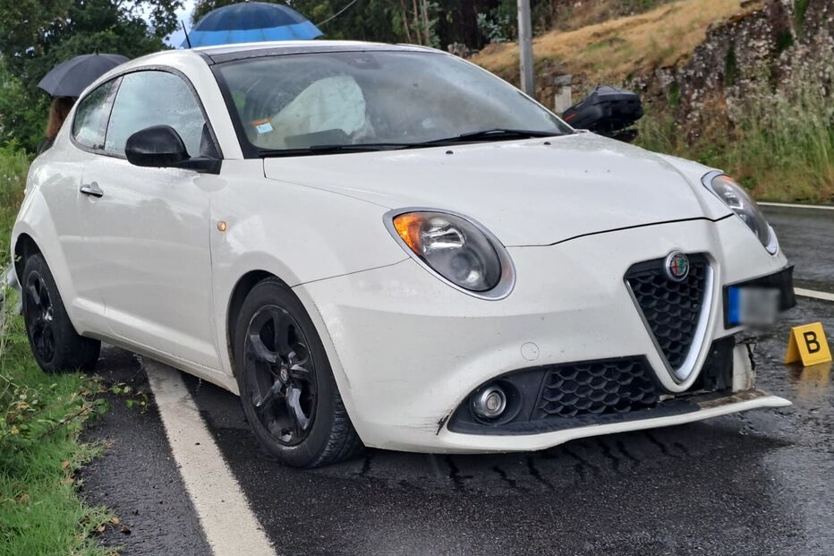 Moto-quatro despista-se e abalroa dois carros em Braga. Três pessoas ficaram feridas