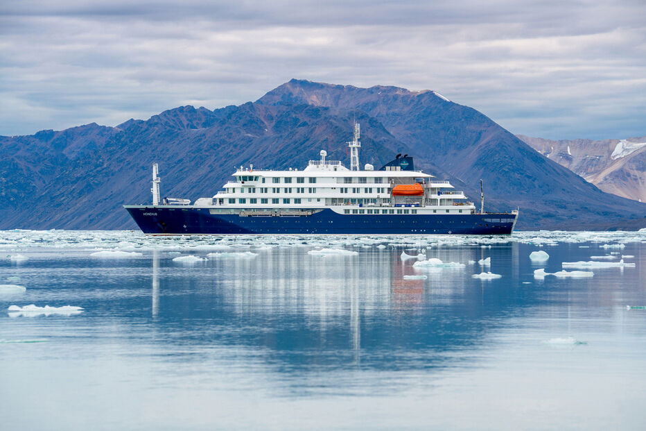 Navio Hondius