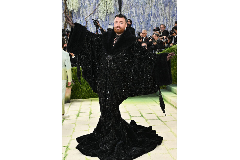Sam Smith marca presença no Met Gala, em Nova Iorque