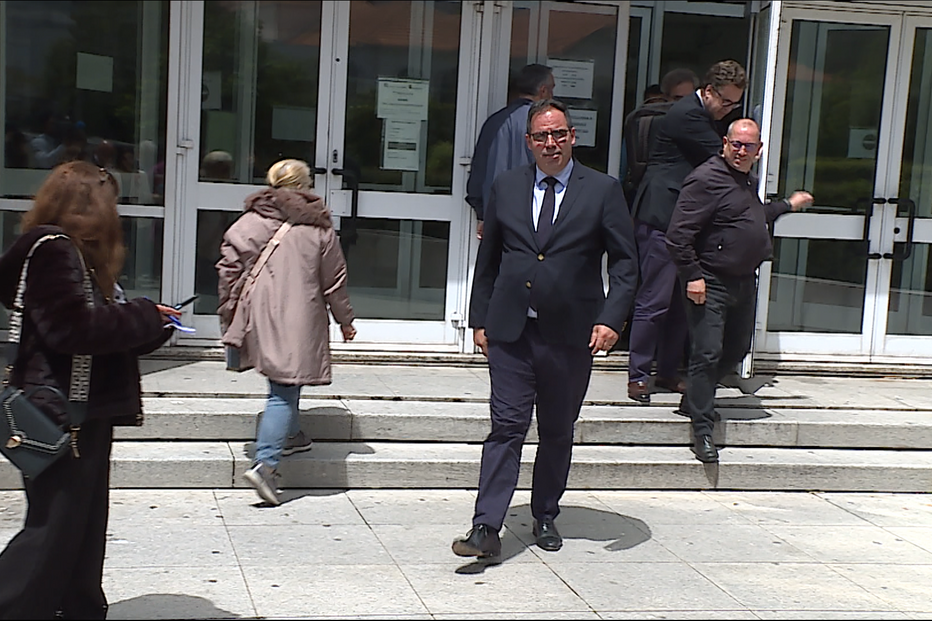 Patrocínio Azevedo à saída do tribunal 