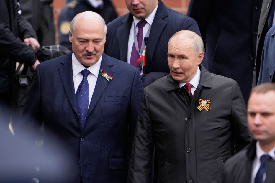 Vladimir Putin e Alexander Lukashenko, presidente bielorusso