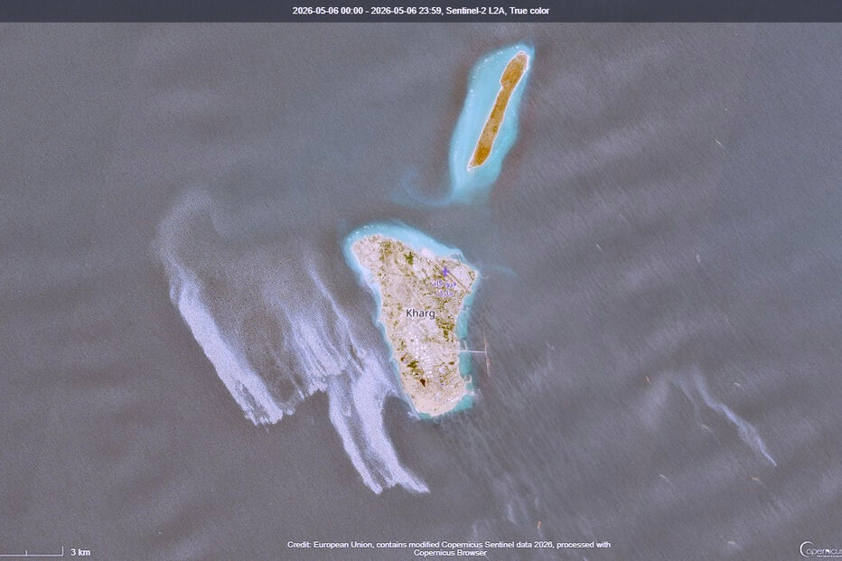 Mancha de petróleo perto da ilha de Kharg, no Irão, diminui