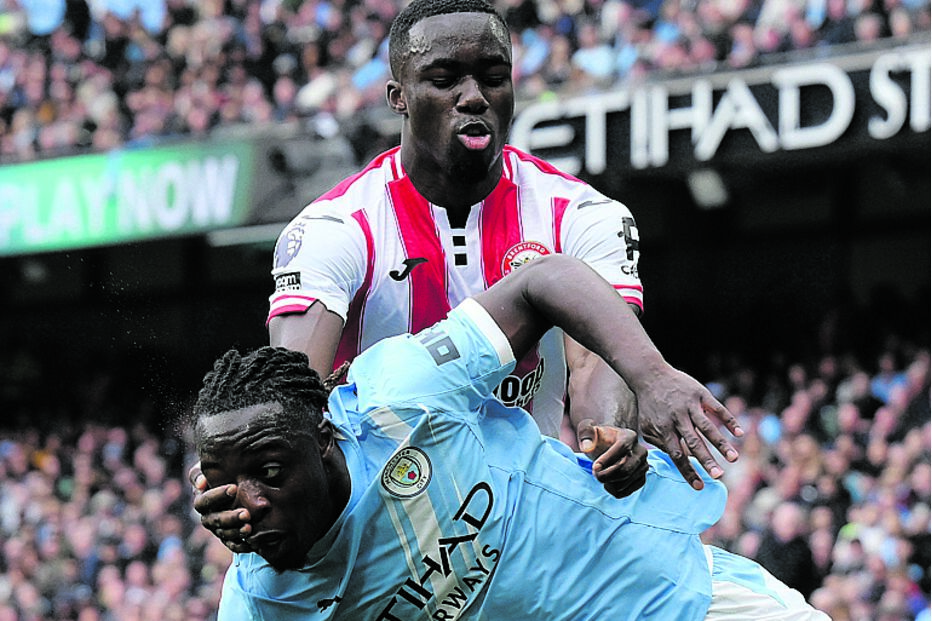 Doku inaugurou o marcador para o Manchester City