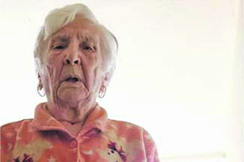 Mulher de 89 anos está desesperada com a situação