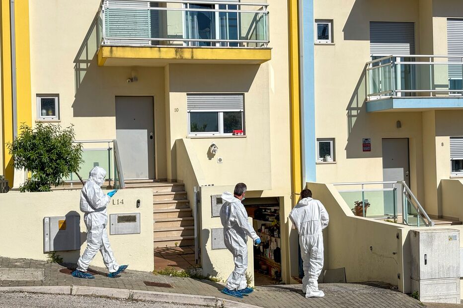 Homem encontrado morto em casa