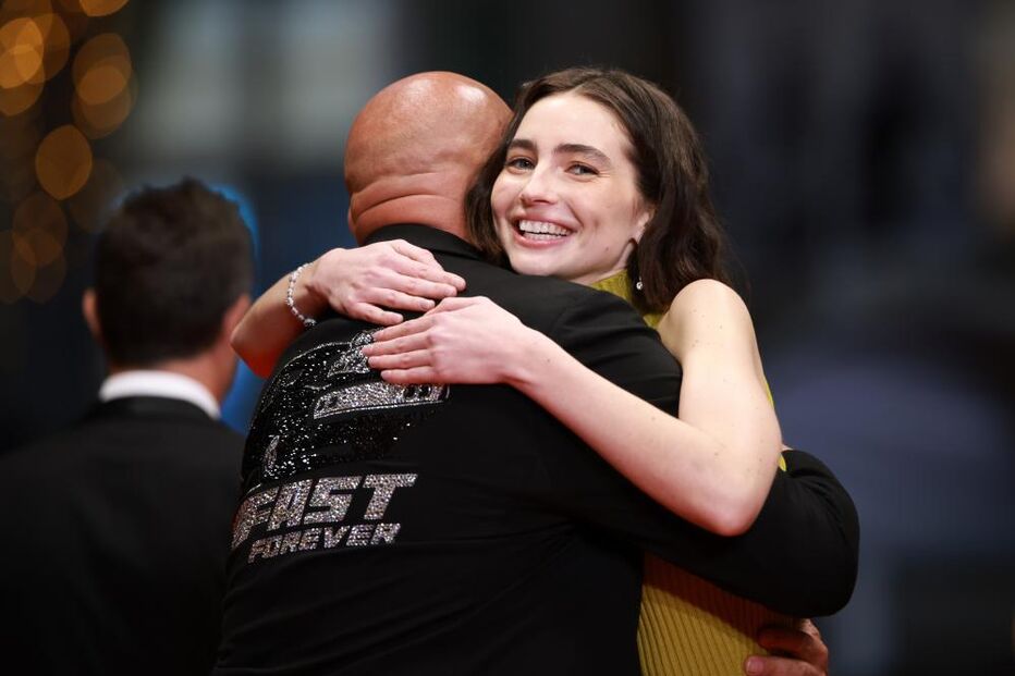 Vin Diesel emociona-se no Festival de Cannes com a filha de Paul Walker e o elenco de 'Velocidade Furiosa'