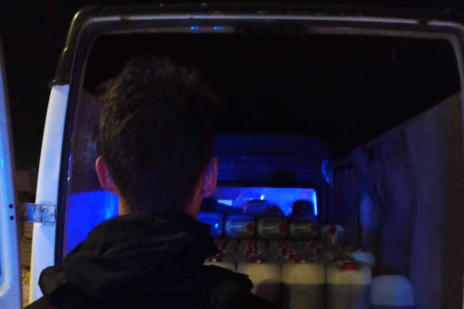 Polícia Marítima apreende mais de sete mil litros de combustível em Olhão