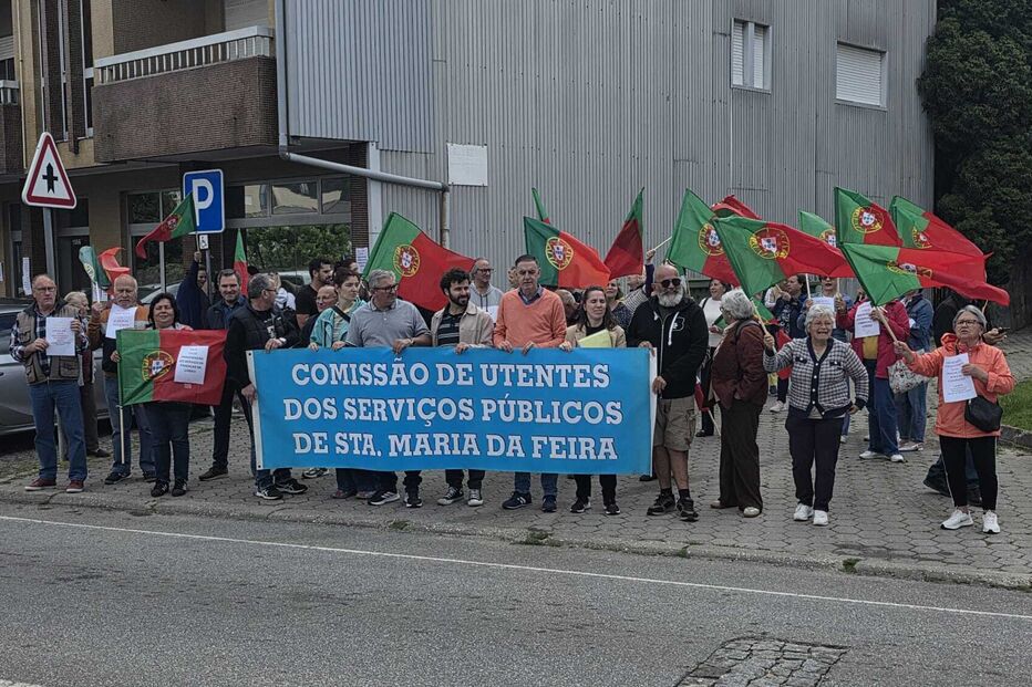 Protesto da Comissão de Utentes dos Serviços Públicos em Santa Maria da Feira