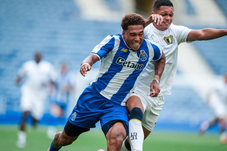 FC Porto lucra com Namaso e Iván Jaime em transferências para Auxerre e CF Montréal