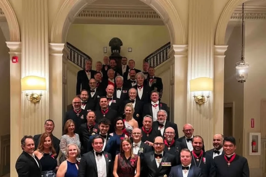 Duques de Coimbra representam a Casa Real Portuguesa em eventos nos EUA.
