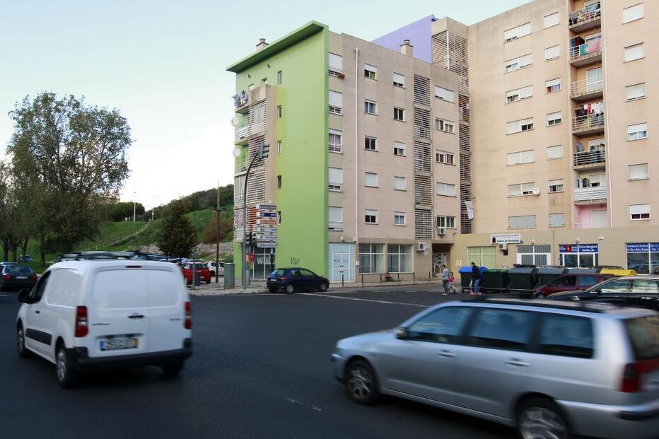 Elevadores avariados em prédio da Gebalis junto ao antigo Casal Ventoso, Lisboa, por vandalismo e roubo