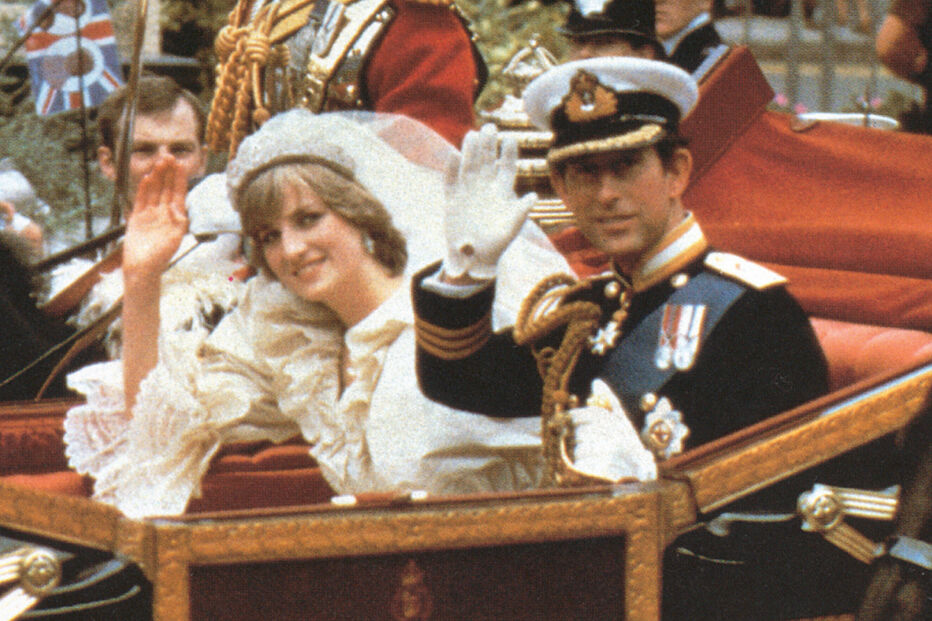 Carlos e Diana em carruagem no dia do casamento, carta revela felicidade na lua de mel