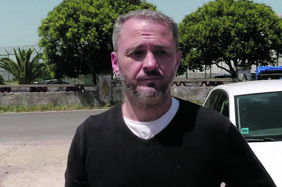 Ygor Zago, esta quarta-feira, à saída da cadeia de segurança máxima de Monsanto. “Eu sou cumpridor da lei”, afirmou à CMTV 