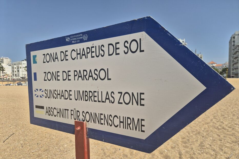 Indicações para zona de chapéus de sol na praia