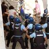 <![CDATA[ Três dos seis manifestantes detidos no dia da greve geral saem em liberdade ]]>