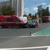 <![CDATA[ Um ferido em colisão entre carro e ambulância na Avenida Lusíada em Lisboa ]]>