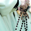 <![CDATA[ Igreja protege padres dos abusos sexuais: Vaticano arquiva processos em investigação de sacerdotes ainda vivos ]]>