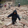 <![CDATA[ Em La Guaira persiste a esperança de resgatar os corpos dos escombros ]]>
