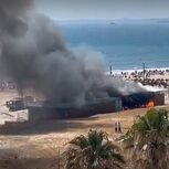 Incêndio deflagra em bar na praia do Dragão Vermelho na Costa da Caparica 