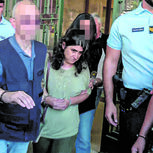 Eulália Silva à saída do tribunal