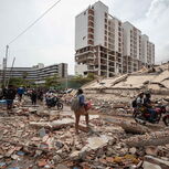 Equipas de resgate continuam a trabalhar no meio dos destroços na Venezuela
