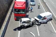 Colisão entre dois carros provoca dois feridos e obriga ao corte da A25 em Albergaria-a-Velha