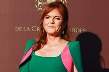 Sarah Ferguson mantém laços com André apesar do divórcio