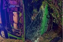 Três feridos em despiste de camião do lixo em Lisboa