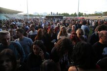 Luzes, música e milhares de festivaleiros no primeiro dia do North Festival 2026