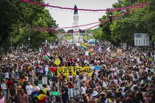 Milhares de pessoas marcham em Lisboa pelos direitos LGBTI+ e contra retrocessos 
