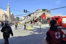 Sismo faz pelo menos 12 mortos e mais de 200 feridos nas Filipinas e provoca tsunami