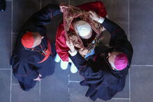 Papa Leão XIV após ter presidido à oração na Catedral da Santa Cruz e de Santa Eulália, em Barcelona, Espanha, a 9 de junho de 2026