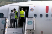Papa obrigado a abandonar avião devido a uma incidência técnica antes de descolagem