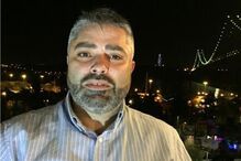 Marinheiro terá saído para apanhar ar e caiu de varandim sem corrimão