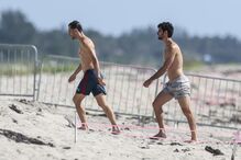 Jogadores da seleção na praia na Florida